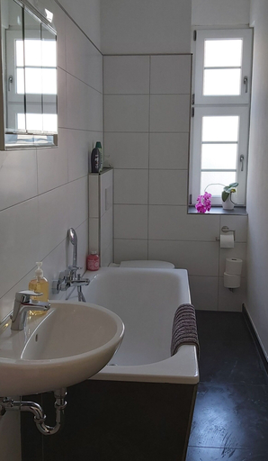 Bathroom 5, Fewo Holbeinstr 67 - 4 Schlafzimmer P, Erfurt