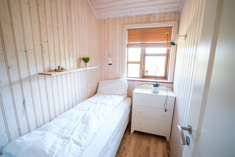 Bedroom 2, Húsafell Holiday Homes, Borgarfjarðarsveit