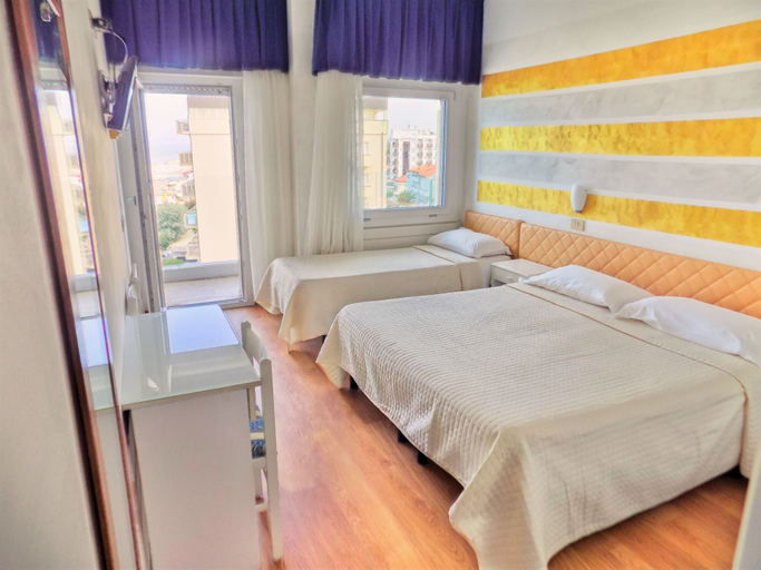Bedroom 4, Hotel Diplomatic, Rimini