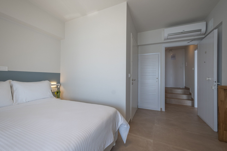 Bedroom 3, Nelly's Apartments, Peloponnese