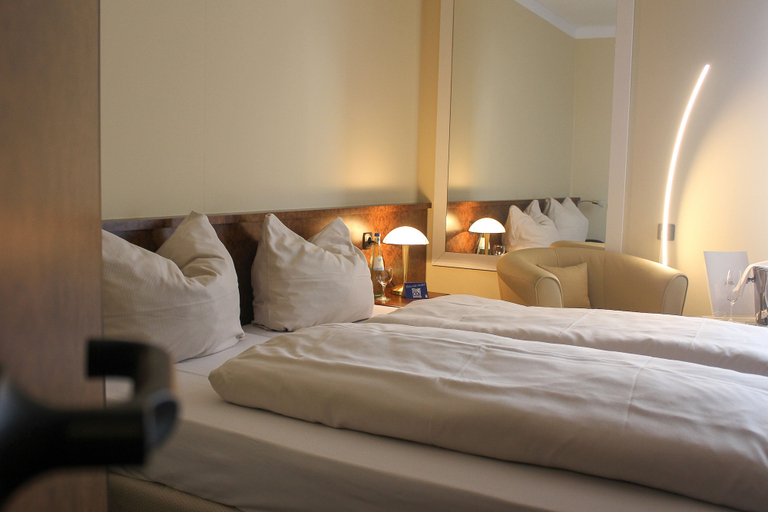 Bedroom 3, Hotel Primula, Rhein-Sieg-Kreis
