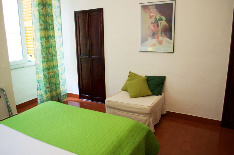 Bedroom 4, Giramondo Room and Breakfast, Genova
