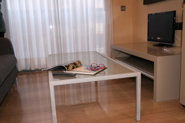 Others 3, Apartaments Independencia, Barcelona