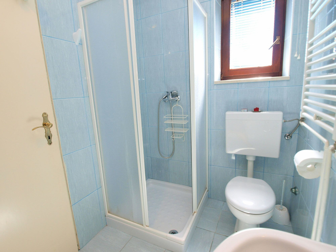 Bathroom 3, Apartment 21, Vodnjan