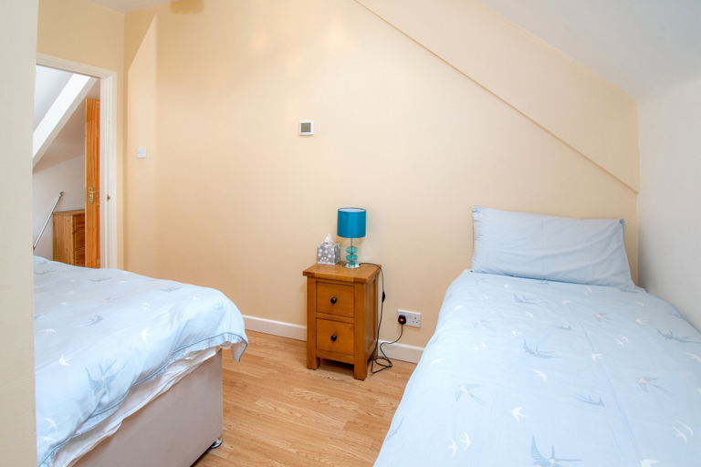 Bedroom 2, The Coachhouse, Conwy