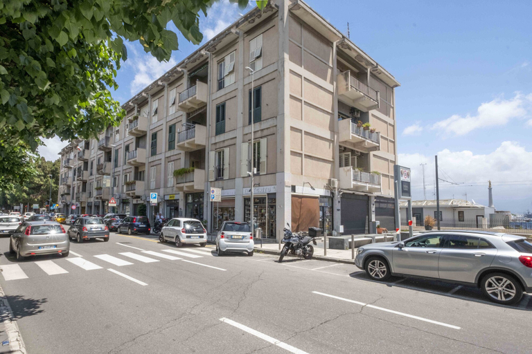 Exterior & Views 2, Miti dello Stretto B&B, Messina