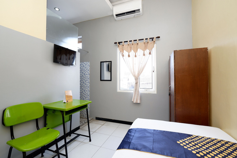 Bedroom 4, Hotel O Solo Point Guest House Syariah, Solo