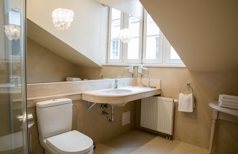 Bathroom 4, Apia Hotel, Vilniaus