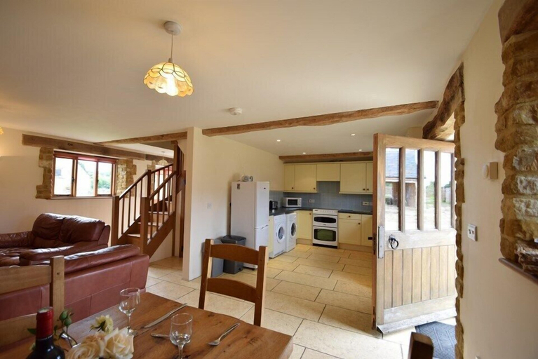 Bedroom 4, The Drey & The Fold, Gloucestershire
