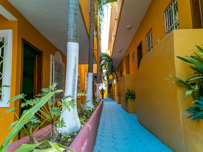 Exterior & Views 2, Beach House Hotel, Cozumel
