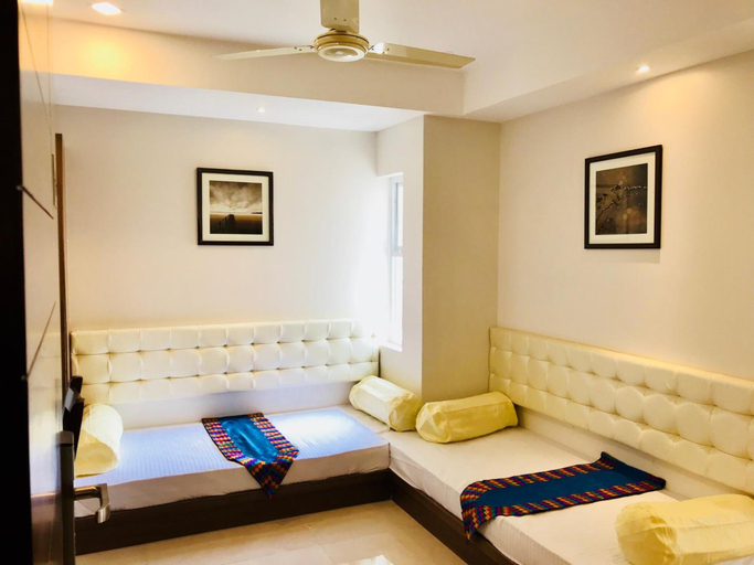 Bedroom 3, Regalia Inn & Suites, Mysore
