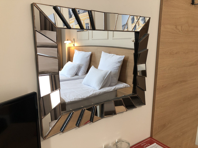 Bedroom 3, Anna Palace Hotel, Rousse