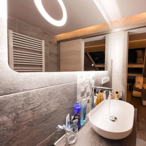 Bathroom 2, Dragons Nest: Cozy & Modern Attic Loft Nuremberg, Nürnberger Land