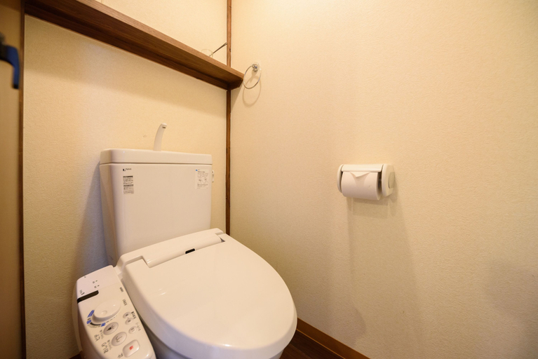 Bathroom 4, Yufuin Iyotomi, Yufu