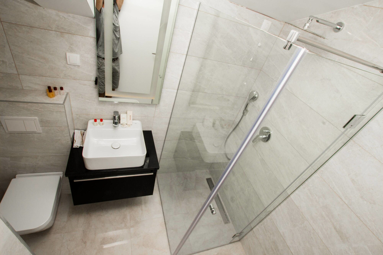 Bathroom 5, Hotel Alkima