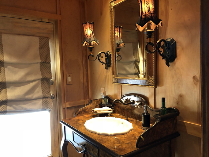 Bathroom, Huge Home with Private Park-Like grounds, Clark