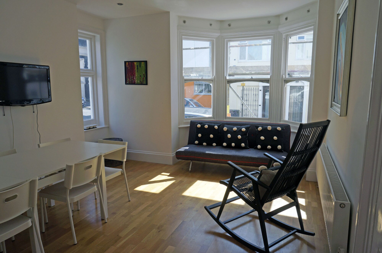 Others 5, Birch at Bedford, Brighton and Hove
