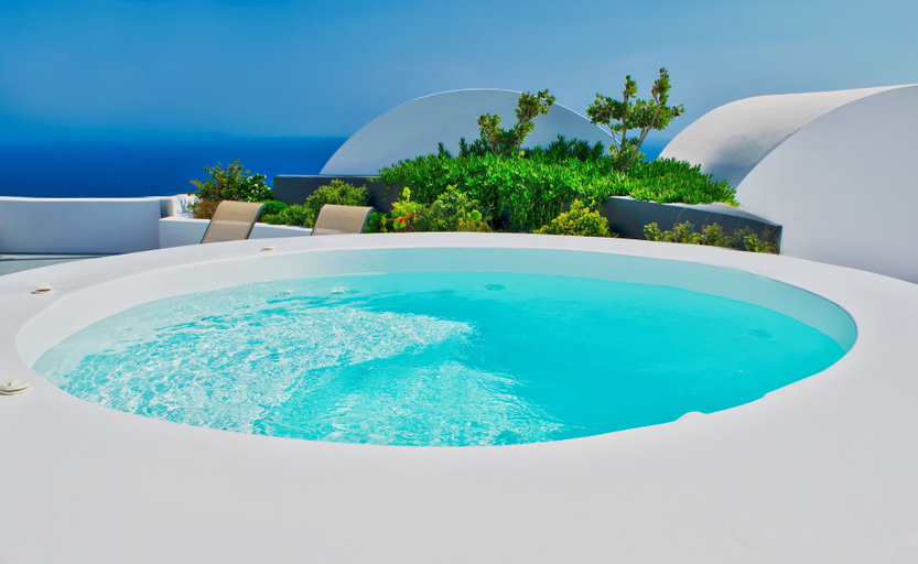 Sport & Beauty 3, Amber Light Villas Santorini, South Aegean