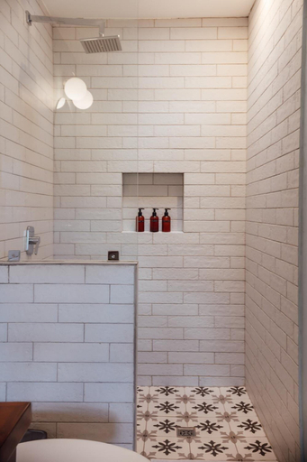 Bathroom 4, Ojala, Antigua Guatemala