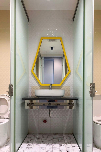 Bathroom 5, Icon Hotel Hatyai , Hat Yai