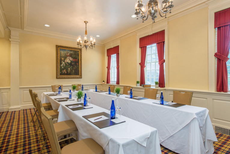 Food & Drinks 5, Exeter Inn, Rockingham