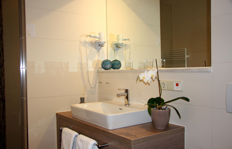 Bathroom 3, Vital Hotel Wiedemann, Ostallgäu