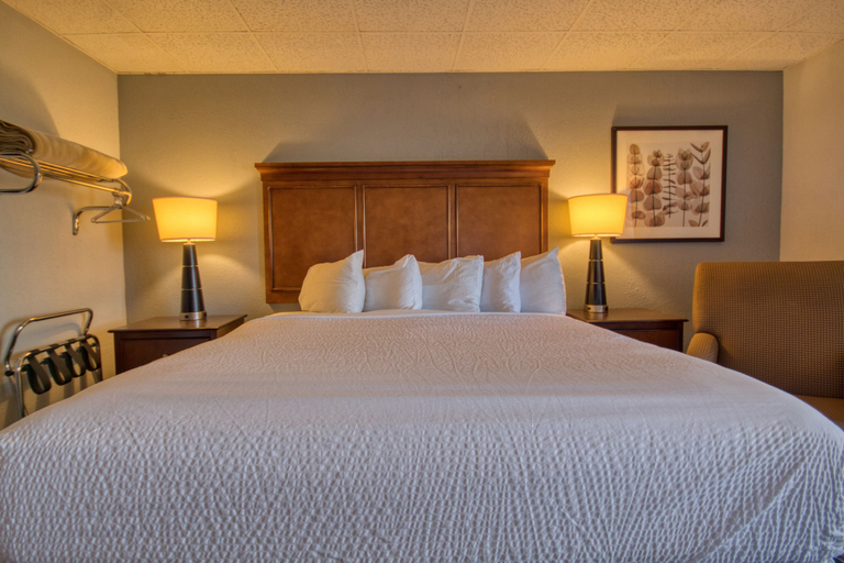 Bedroom 3, Tremont Lodge & Resort, Blount