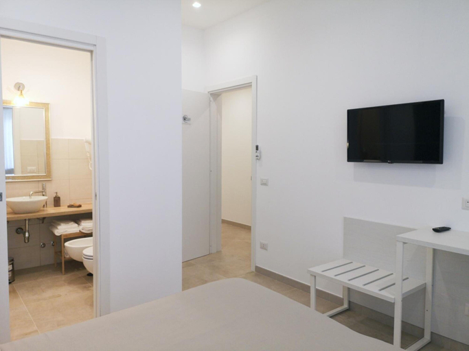 Bedroom 4, La Piccola Perla Rooms, Napoli