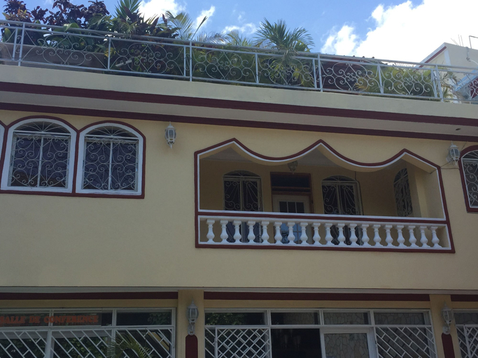 Exterior & Views 2, Paradis Hotel, Port-au-Prince
