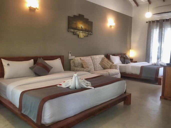 Bedroom 2, Hotel Heladiv, Mihinthale