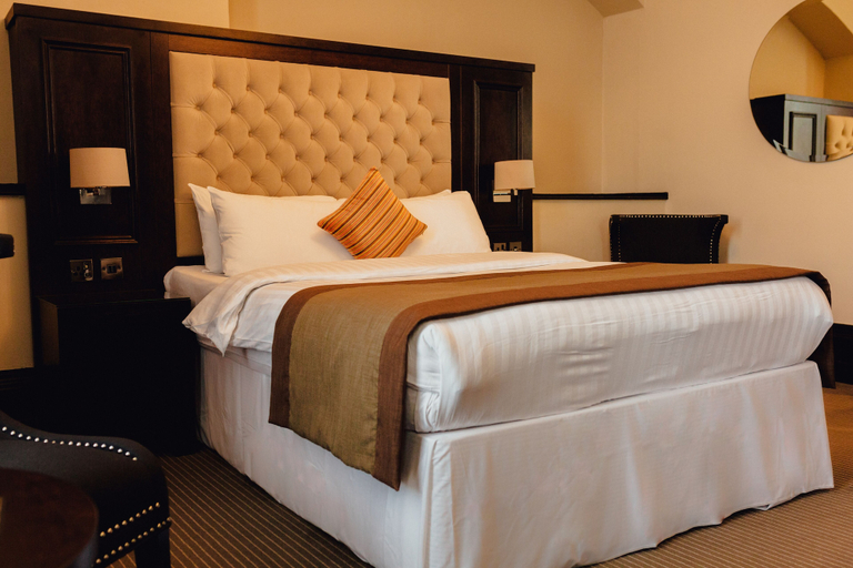 Bedroom 2, Great Victoria Hotel, Bradford