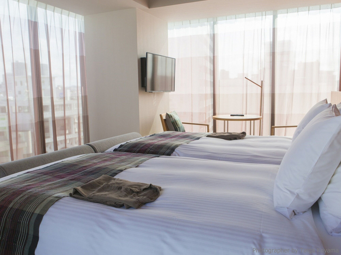 Bedroom 4, Hotel Strata Naha, Naha