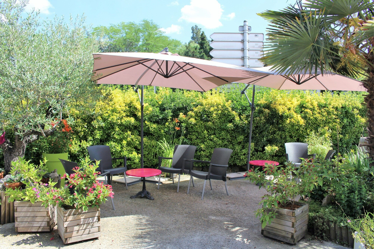 Le Rest In Born, Landes