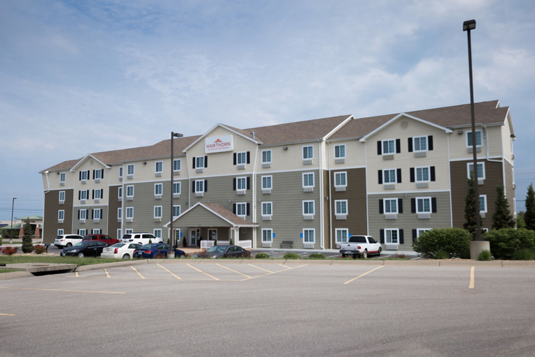 Exterior & Views 2, Hawthorn Extended Stay by Wyndham Saint Robert, Pulaski