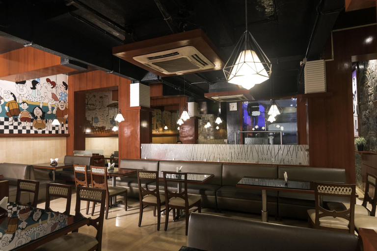 Food & Drinks 4, Hotel Monarch Guestline in MIDC Rabale, Navi Mumbai, Thane