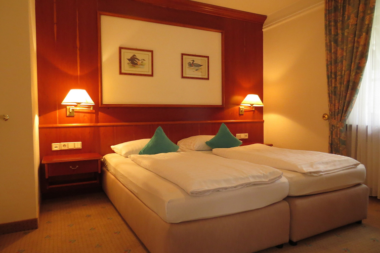 Bedroom 3, Park Hotel Am Schloss, Mayen-Koblenz