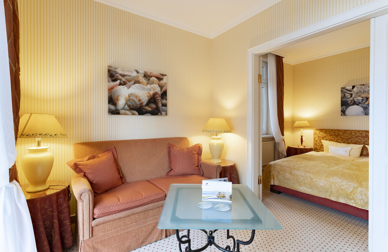 Bedroom 2, Strandhotel Sylt, Nordfriesland