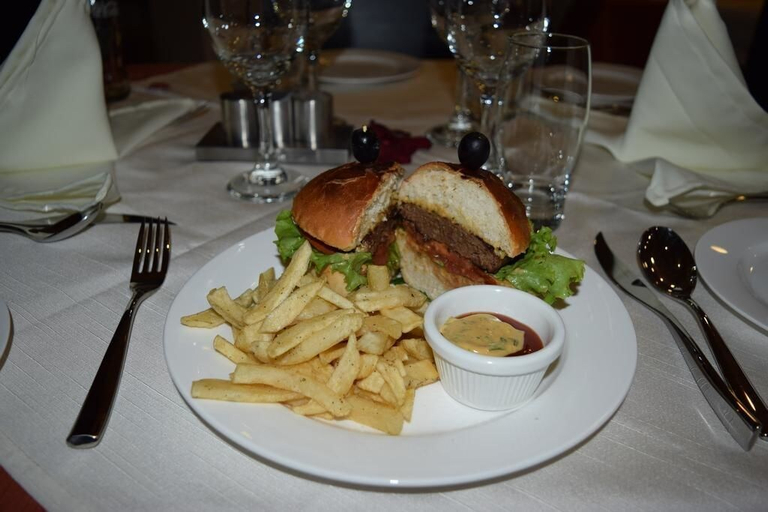 Food & Drinks 4, Beacon Hotel, Addis Abeba