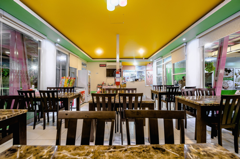 Food & Drinks 5, Gold Airport Suites, Lat Krabang