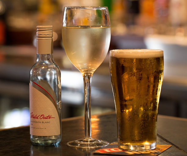 Food & Drinks 5, Southern Railway Hotel Goulburn, Goulburn Mulwaree - Goulburn