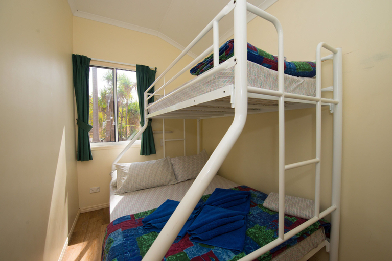 Bedroom 4, BIG4 Howard Springs Holiday Park, Litchfield - Pt B