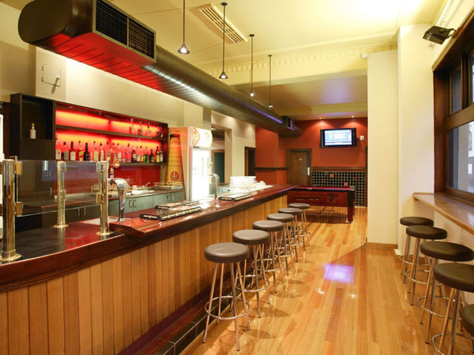 Food & Drinks 5, Hotel Sophia, Melbourne