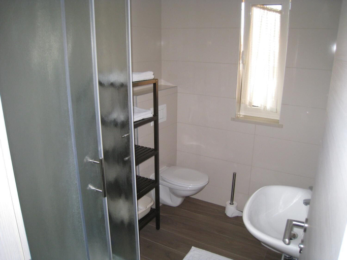 Bathroom 3, Apartments Alen, Umag