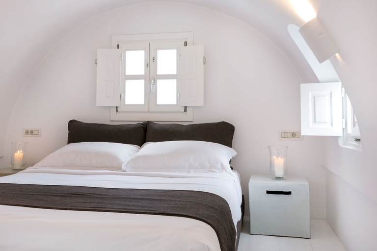 Bedroom 4, Aenaon Villas, South Aegean