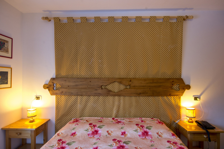 Bedroom 3, IHR Hotel Villa Emma, Trento