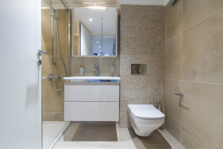 Bathroom, 7 41 Luxurious 1 Bed Apt in Notting Hill, London