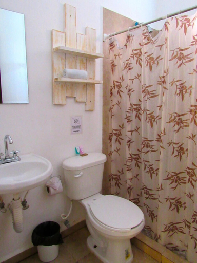 Bathroom, Coconut Hotel Boutique, Cozumel