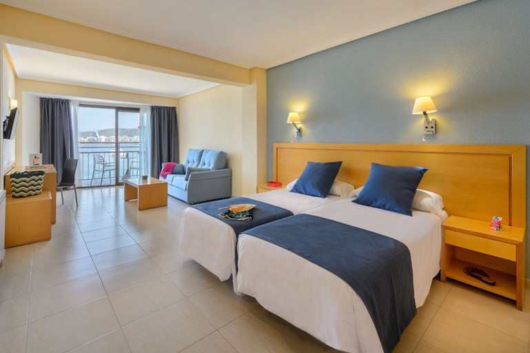 Bedroom 4, Hotel Vibra S´Estanyol, Baleares