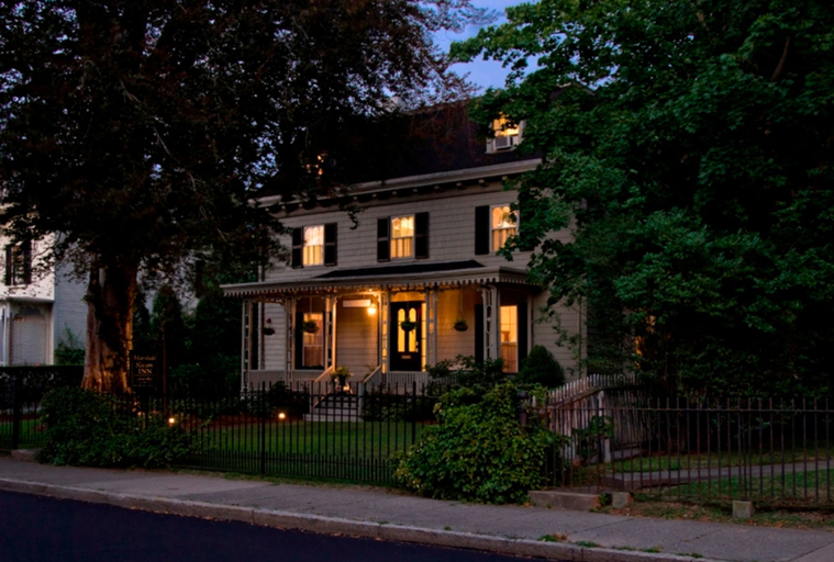 Exterior & Views 2, Marshall Slocum Inn, Newport