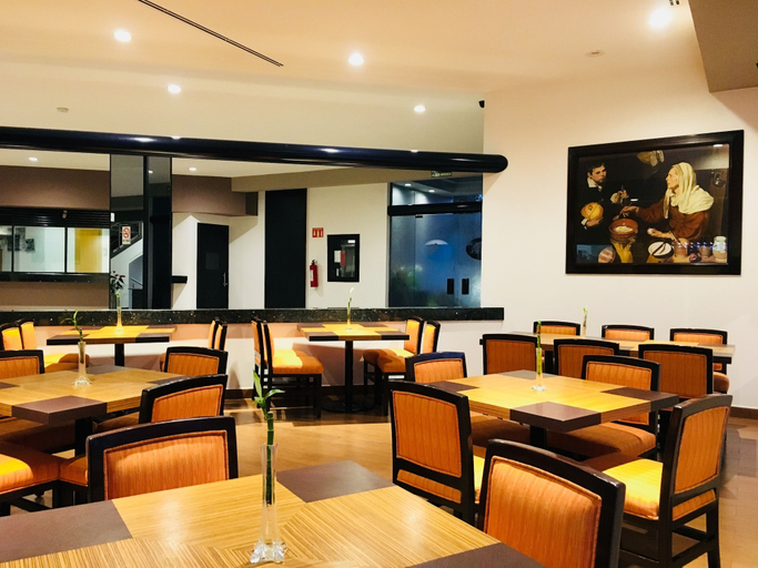 Food & Drinks 4, Hotel Harare, Mexico City